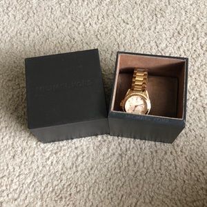 Michael kors rose gold watch. Style mk5613